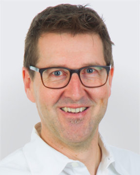 Mario Studer, Geschäftsleitung, Dipl. Vermessungsingenieur ETH, Dipl. Wirtschaftsingenieur FH<div class="thirdEmployeeTitle" style="position: absolute; bottom: 14px;"> Leitung Monitoring</div>